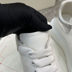 Zapatillas Deportivas de Lujo de Diseñador 2026, con Detalle de Diamantes, Suela Gruesa, Transpirables, Blancas, Cerradas, para Parejas, Casuales - Product Image 6
