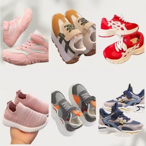 Zapatillas deportivas mixtas populares al por mayor, calzado informal transpirable y a la moda, zapatillas ligeras de estilo chino para correr. - Product Image 1