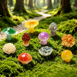 Mini-ornements en résine phosphorescente en forme de champignons pour terrariums de mousse, micro-paysages et décorations de jardin miniature DIY – Vente en gros - Product Image 3