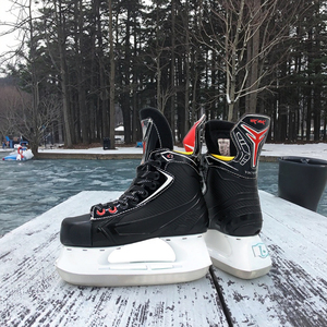 Patins à glace Vik-Max PVC Victory, vente flash, patins à taille fixe pour les sports d'hiver - Product Image 3
