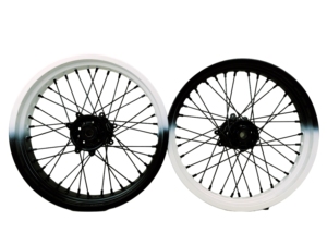 Ensemble de <span class=keywords><strong>roues</strong></span> peintes bicolores Fit Ultra Bee 17*2.5 & 17*3.5, couleur personnalisée, moto électrique tout-terrain <span class=keywords><strong>supermotard</strong></span>, <span class=keywords><strong>roues</strong></span> avant et arrière - Product Image 4