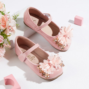 Zapatos de princesa para niña, cómodos, color rosa, con flores, suela suave, con pedrería, para espectáculos, bodas. - Product Image 1