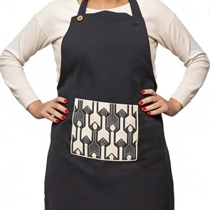 Delantales de Algodón Egipcio de Estilo Atemporal con Bolsillos Grandes y Ajuste Ajustable, Disponibles al por Mayor para Cocina, Muestras en Stock con Plazo de Entrega de 7 Días - Product Image 5