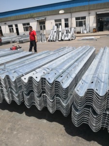 W ışıklı korkuluk otoyol otoyol bariyeri trafik bariyeri - Product Image 5