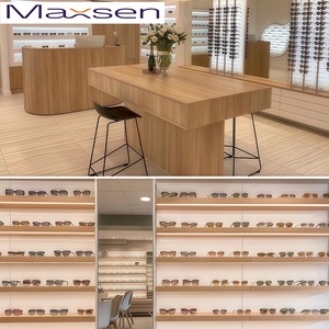 Arredamento per Negozi di Occhiali e Lampade/Lanterne LED - Soluzioni Espositive Personalizzabili, Impermeabili e Durevoli per il Retail - Product Image 6