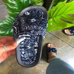 Sandalias de verano casuales de las mujeres de playa 2020 zapatos de Mujer de moda Sandalias Zapatos planos de las señoras - Product Image 4