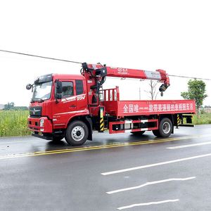 Changxing 8Ton Straight Boom Crane Equipped Dongfeng D3V 4*2 Crane Truck, Strong <b>Hoisting</b> Force Easy to Operate - Product Image 4