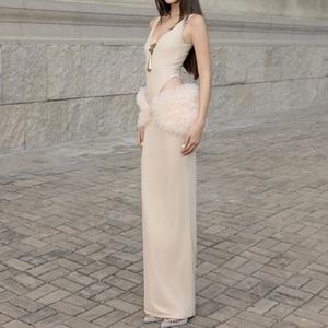 เดรสยาวทรงเข้ารูปสำหรับผู้หญิง ดีไซน์เซ็กซี่ คอลึก ไร้แขน เหมาะสำหรับงานปาร์ตี้ยามเย็นในฤดูร้อน สินค้ามาใหม่จากโรงงาน รับผลิตตามแบบ - Product Image 2