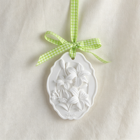 Diffuseur d'huiles essentielles en céramique parfumée, fait main, écologique, à suspendre, pour la maison, en forme de fleur en porcelaine