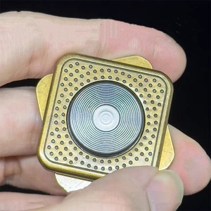 Fonógrafo, Juguete Antiestrés <span class=keywords><strong>de</strong></span> Metal Creativo con Alto Valor Estético, Giroscopio <span class=keywords><strong>de</strong></span> Dedo, Moneda Papa, Juguete EDC, Tecnología <span class=keywords><strong>de</strong></span> Vanguardia - Product Image 4