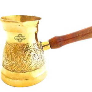 IndianArtVilla Tasse de bouilloire turque en laiton fabriquée à la main avec manche en bois-Vaisselle pour le stockage et le service - Product Image 1