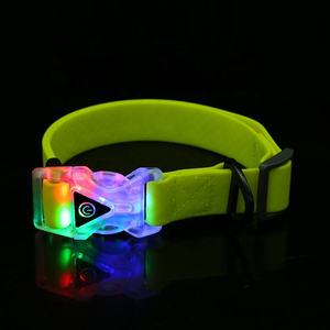 Opvallende, duurzame, verstelbare LED-waterdichte polyester hondenhalsband met LED-gesp, <span class=keywords><strong>USB</strong></span>-oplaadbaar, veilige, ademende band - Product Image 1