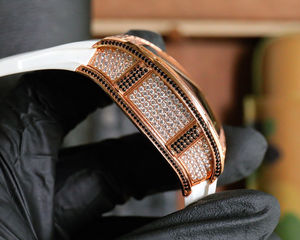 Version en alliage de titane, montres serties de diamants, à la pointe de la tendance, sportives et élégantes, montres de classe mondiale - Product Image 4