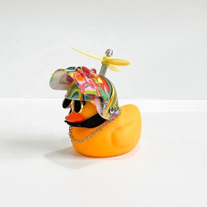 Adorno de Pato de Goma Amarillo Miniatura con Logotipo Personalizado, Adorno de Pato para Coche, Accesorios para Bicicleta con Hélice y <span class=keywords><strong>Casco</strong></span> - Product Image 6