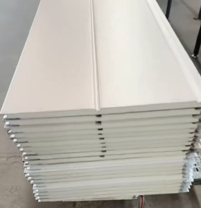 Panneau décoratif en métal <span class=keywords><strong>de</strong></span> conception moderne, sculpté, épais, sur mesure, isolation intégrée pour la <span class=keywords><strong>rénovation</strong></span> <span class=keywords><strong>de</strong></span> <span class=keywords><strong>façade</strong></span> <span class=keywords><strong>de</strong></span> bâtiment - Product Image 1