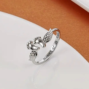Anello con Impronta di Angelo per Donne, Accessorio da Dito per Uso Quotidiano - Product Image 6