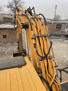 Excavadora de cadenas Hyundai 220LC-9S usada, excavadora hidráulica de 22 toneladas con cucharón de 0.75 m3 para construcción - Product Image 6