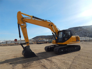 Excavadora de cadenas 922E de 22 toneladas, modelo 2026, con cucharón de 1.0m³ y potencia de 112kW, de alto rendimiento para proyectos de construcción y minería. - Product Image 6