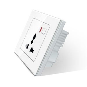 Lanbon <span class=keywords><strong>Prise</strong></span> universelle 16A montée sur une <span class=keywords><strong>prise</strong></span> Wifi rapide et facile à installer <span class=keywords><strong>Prise</strong></span> <span class=keywords><strong>murale</strong></span> pour maison intelligente avec Tuya HomeKit - Product Image 1