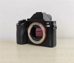 กล้องมิเรอร์เลสฟูลเฟรม A7S มือสองของแท้ ใช้สำหรับถ่ายวิดีโอ - Product Image 1