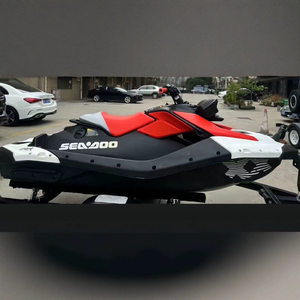 Moto Acuática Sea-Doo Spark 90 Trixx de 2 Plazas, 900 cc, 4 Tiempos, con Casco de Fibra de Vidrio - Product Image 4