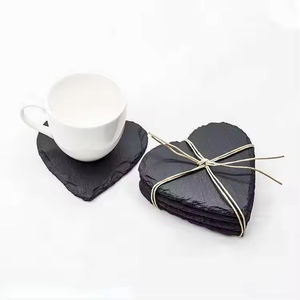 Sous-verre en pierre de schiste naturel personnalisable par sublimation avec forme de cœur - Product Image 1