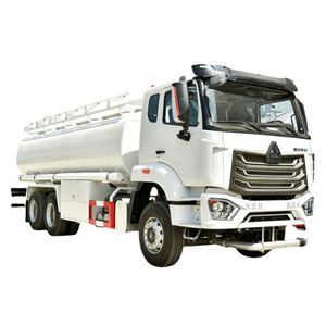 Camion-citerne à carburant Howo 6*4 de 25 000 litres, directement de l'usine, à vendre - Product Image 1