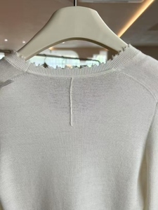 Pull en laine/cachemire blanc élégant pour femmes 16 GG Anti-rides Respirant Tricoté Design de col spécial - Style décontracté contemporain - Product Image 2