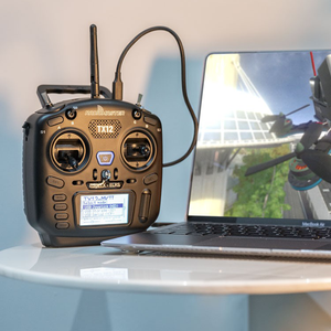 Controlador TX12 MarkII ELRS CC2500 de 16 Canales y 2.4GHz con Alcance de 2km, Compatible con OPENTX EDGETX, Transmisor para Drones FPV, Accesorios - Product Image 1