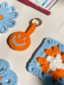 Kit de <span class=keywords><strong>crochet</strong></span> pour débutants Kit de démarrage carré de grand-mère avec tutoriels vidéo Kit de tricot pour y compris ornements de <span class=keywords><strong>crochet</strong></span> de fil - Product Image 6