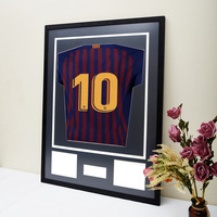 Offre Spéciale Moderne Personnalisé Noir Support Mural En Aluminium Affichage Maillot Cadre Pour Baseball Basket-Ball Football