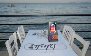 Sáng tạo 8 inch Tabletop quảng cáo Sạc hiển thị <span class=keywords><strong>Player</strong></span> - <span class=keywords><strong>Battery</strong></span> Powered kỹ thuật số biển kiosk - Product Image 5