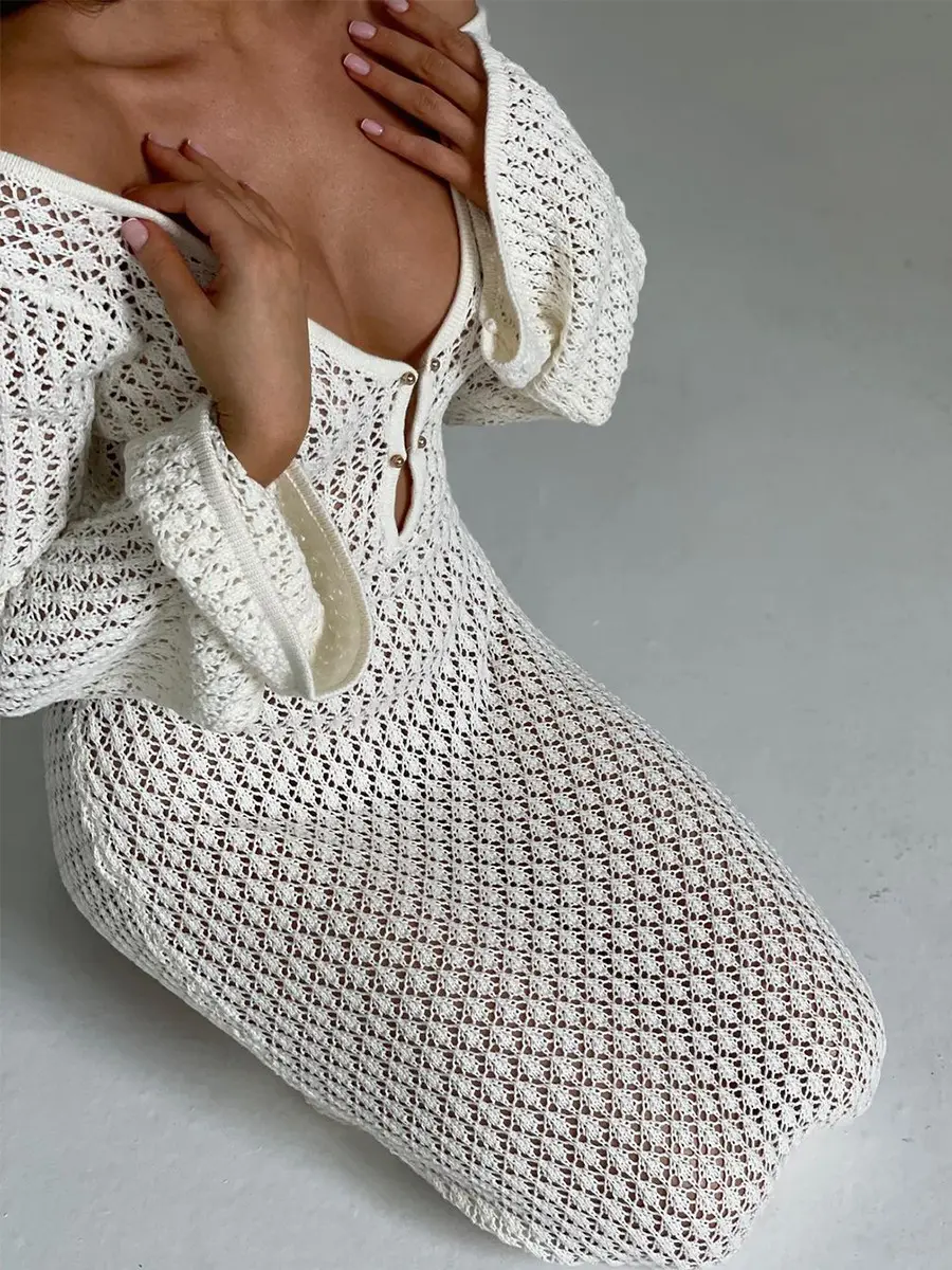 女性シースルーニットロングドレス長袖かぎ針編みマキシボディコンドレス背中の開いたビーチビキニカバーアップドレス