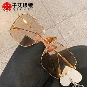 เฉียนไนแว่นกันแดดทรงเหลี่ยมกรอบโลหะ กรอบสีทองยูวี 400 ผู้หญิงแฟชั่นกรอบใหญ่ประเภท 3 แว่นกันแดดเลนส์ Ac - Product Image 1