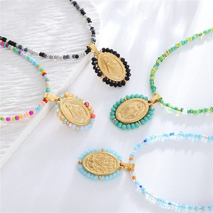Collier ras-de-cou NG1089 plaqué or <span class=keywords><strong>avec</strong></span> perles arc-en-ciel, Vierge Marie, Virgen Del Valle De La Caridad Del Cobre, bijoux religieux - Product Image 1