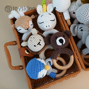 Juego <span class=keywords><strong>de</strong></span> Sonajeros <span class=keywords><strong>de</strong></span> Animales <span class=keywords><strong>de</strong></span> Dibujos Animados Tejidos a Mano - Lindos Juguetes Sensoriales <span class=keywords><strong>de</strong></span> León, Elefante, Conejo, Hipopótamo y Pingüino para Bebés - Product Image 3