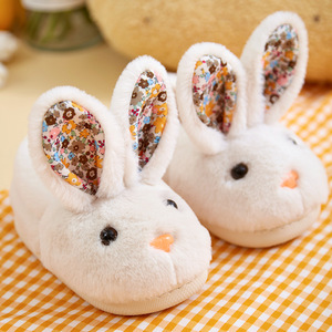 Vente en gros de pantoufles en coton pour enfants avec semelle TPR, doublure en peluche et chaussures en coton pour enfants, de haute qualité et neuves - Product Image 4
