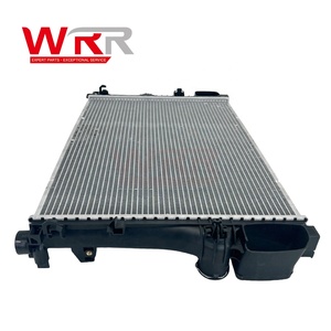2215003203 2215002603 หม้อน้ำสำหรับเบนซ์ W221 S550 ระบบระบายความร้อนเครื่องยนต์ที่เชื่อถือได้ ถังเก็บน้ำ แกนอะลูมิเนียม ท่อแลกเปลี่ยนความร้อน - Product Image 3