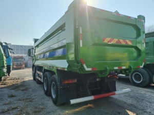 Camion Usato Sinotruck Howo Pesante con <span class=keywords><strong>3</strong></span>/4 Assi, Ribaltabile Posteriore, 8X4 Diesel Euro <span class=keywords><strong>3</strong></span>, 371HP 375HP, Cilindro Idraulico, Guida a Sinistra FAST - Product Image 6