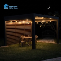 Pergola autoportante écologique Sweet Home avec toit rétractable motorisé en aluminium à lames orientables, imperméable