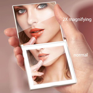 Zonyin 2X放大便携式塑料折叠口袋旅行化妆镜方形2面发光二极管灯批发化妆镜 - Product Image 3