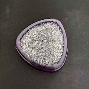 Granulés d'acrylique PMMA (Polyméthacrylate de méthyle) de qualité résistance aux UV, grade moulage VHS-001, résine PMMA, couleur personnalisée pour usage médical - Product Image 4