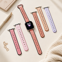Compatible avec Apple Watch Series 12 11 SE 10, bracelet vintage en cuir souple gaufré lune et étoile, mignon et élégant.