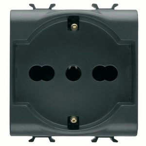 Prise murale Chorusmart 250V 2P+T 16A noire, mise à la terre standard, en plastique - Product Image 1