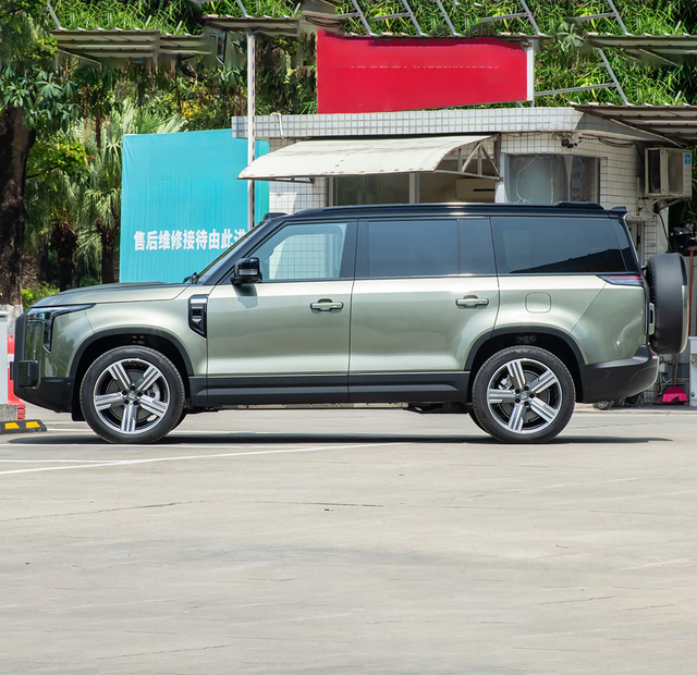 Factory Price ROX 01 Range Extender 7-Seat 476hp SUV New Energy Vehicles in Stock