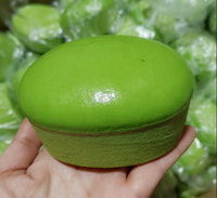 Nouveaux jouets anti-stress à presser en PU, doux et à remontée lente, en forme de gâteau au fromage matcha semi-cuit, mignons, réalistes, verts