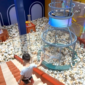 Lanzador <span class=keywords><strong>de</strong></span> bolas automático para niños, máquina <span class=keywords><strong>de</strong></span> disparos <span class=keywords><strong>de</strong></span> burbujas con luces LED coloridas para patios <span class=keywords><strong>de</strong></span> recreo interiores - Product Image 6