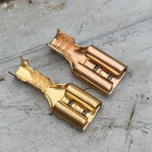 Обжимные клеммы с гнездовой ЛОПАТКОЙ, 4,8 мм - Product Image 1