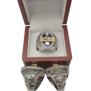 Nuevos Anillos <span class=keywords><strong>de</strong></span> Campeonato <span class=keywords><strong>de</strong></span> Fútbol Fantasía FFL 2026, <span class=keywords><strong>Diseño</strong></span> <span class=keywords><strong>de</strong></span> Anillo Deportivo con Logotipo Personalizado, Joyería <span class=keywords><strong>de</strong></span> Aleación <span class=keywords><strong>de</strong></span> <span class=keywords><strong>Alta</strong></span> Calidad al por Mayor - Product Image 4