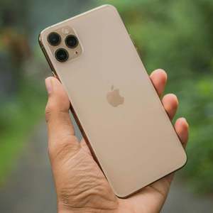 iPhones <span class=keywords><strong>11</strong></span>, <span class=keywords><strong>11</strong></span> <span class=keywords><strong>Pro</strong></span>, <span class=keywords><strong>11</strong></span> <span class=keywords><strong>Pro</strong></span> <span class=keywords><strong>Max</strong></span> de Grado Usado, 99% Nuevos, 256 GB, 4 GB de RAM, Pantalla de 6.1 Pulgadas, 5G, Versión Estadounidense, Desbloqueados, Excelente Estado de la Batería, Tercera Mano - Product Image 5